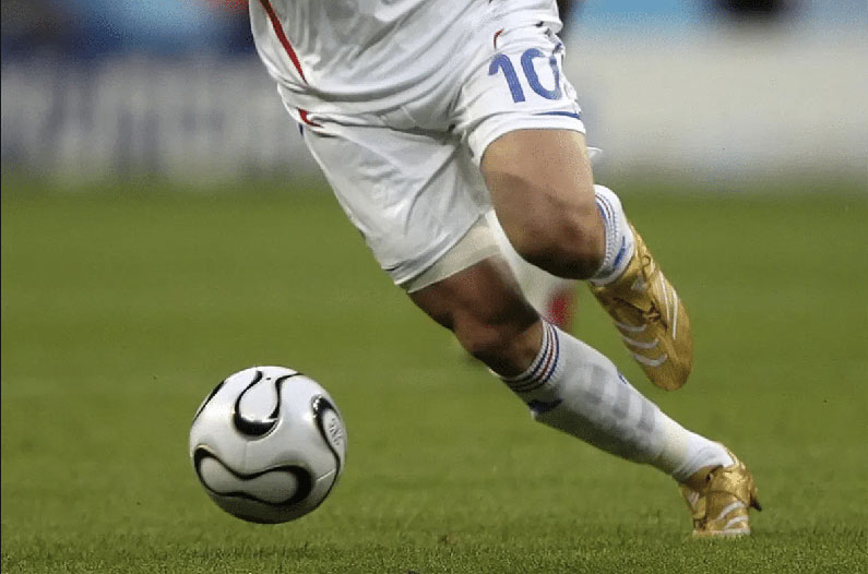 torsione ginocchio calciatore