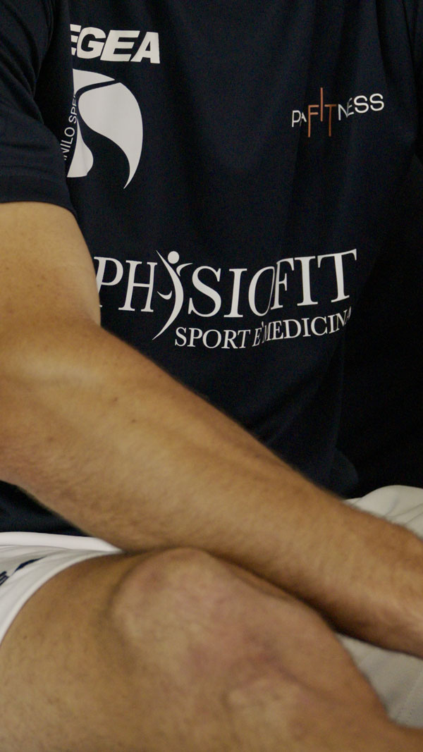 fisioterapia-ginocchio-atleta-calciatore